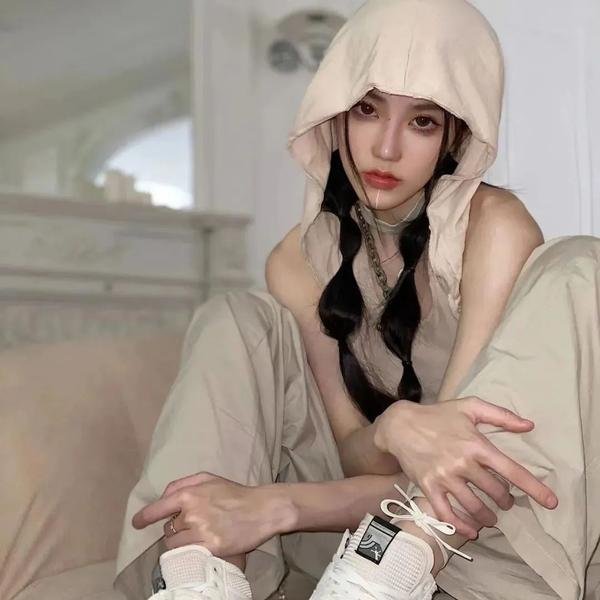 新婚告急封面